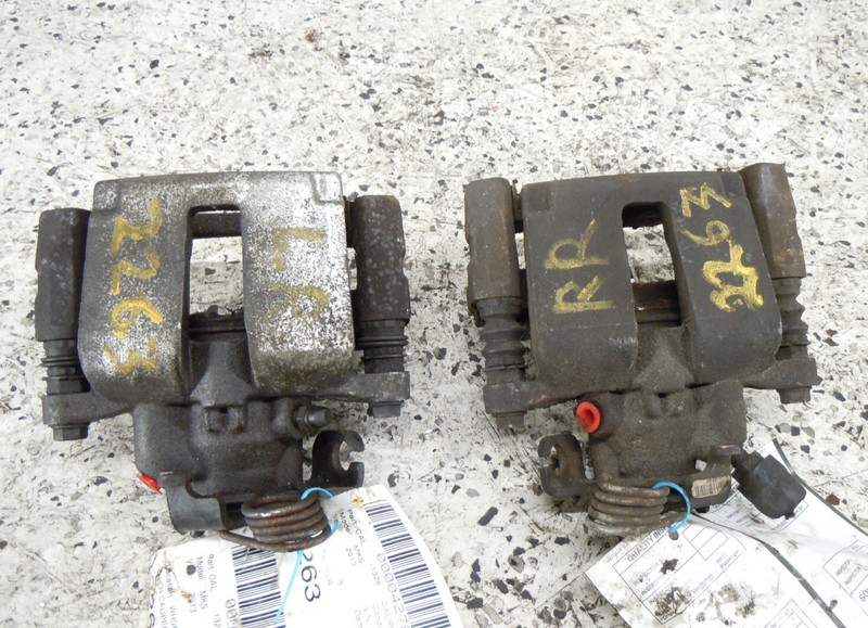 2013 13 Lincoln MKS Rear Brake Caliper Pair Left Right OEM Flex MKT Explorer