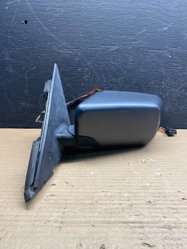 2001 to 2005 BMW 325i Left Driver LH Side View Door Mirror OEM AD9482 DW