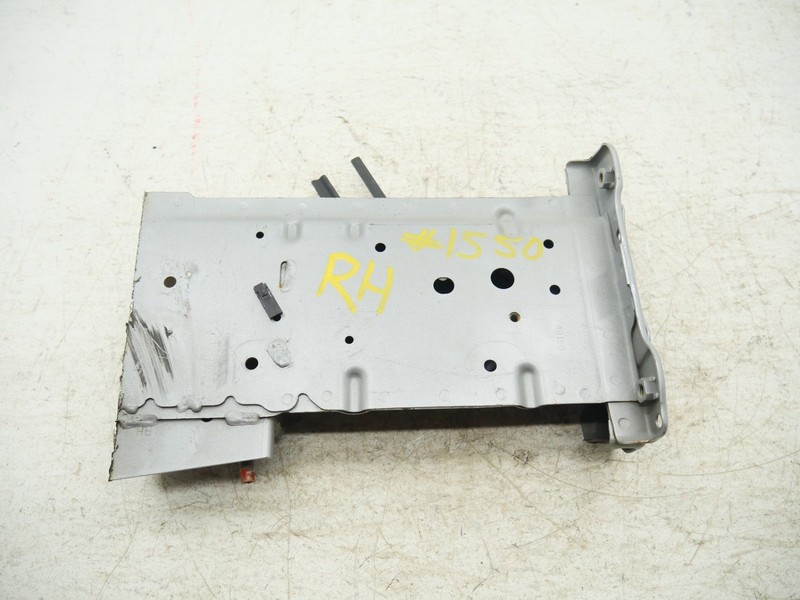 2003-2005 Nissan 350Z Frame Rail Cut Section Passenger Side RH G5110CD000 OEM
