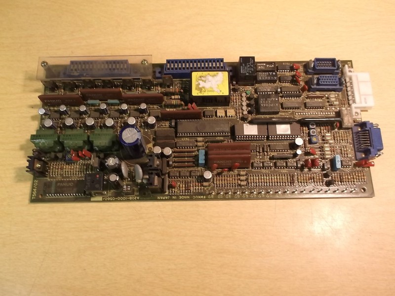 Fanuc A20B-1000-0560 T564/02 0703493 VCU-PCB Board For Parts or Repair
