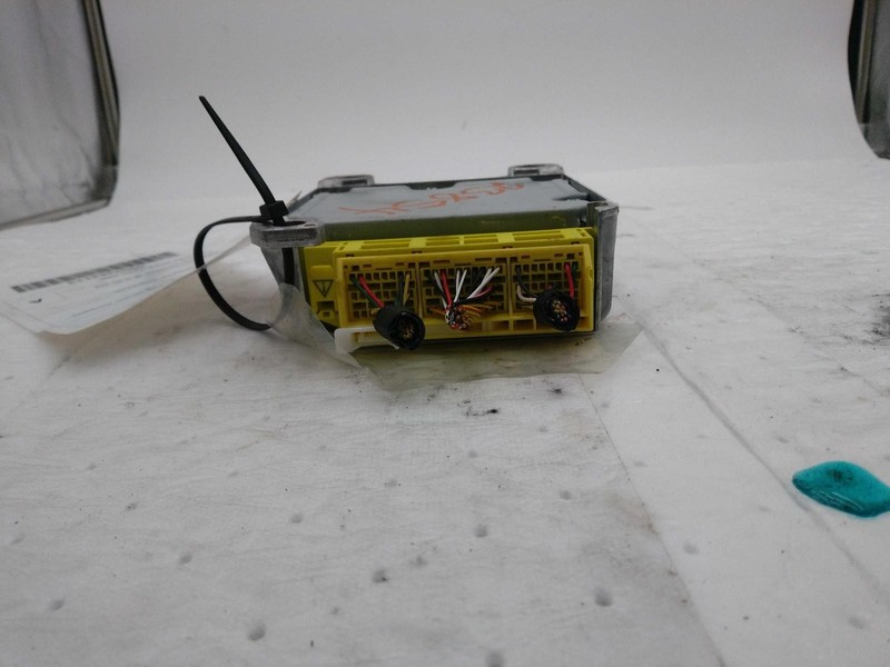 Used Air Bag Module fits: 2018 Toyota Rav4 Air Bag VIN F 5th digit air bag under