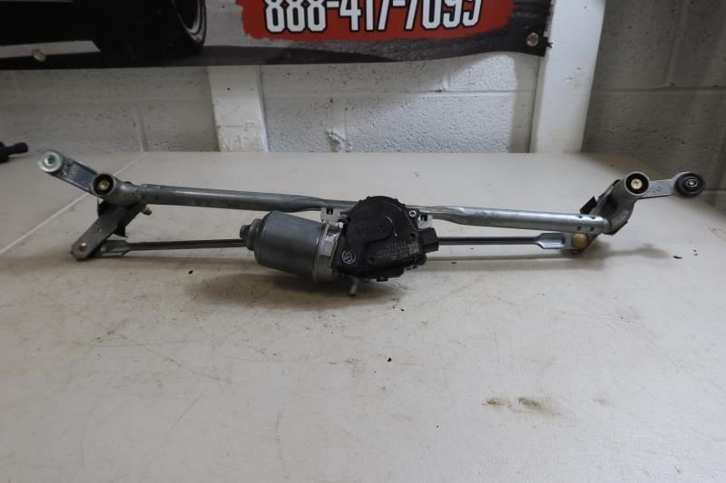 2016-2020 Jeep Grand Cherokee / Dodge Durango OEM Windshield Wiper Motor Linkage