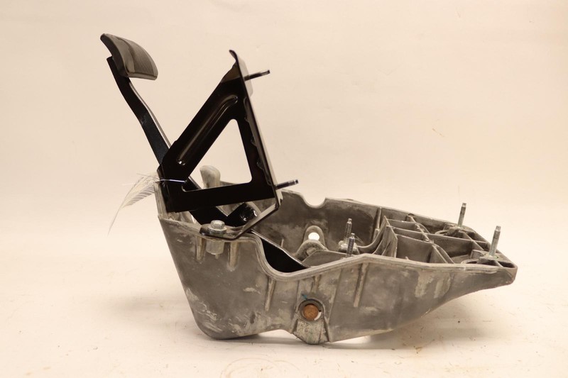 2009-2010 DODGE RAM 1500 PARKING PARK BRAKE STOP PEDAL W/ BRACKET OEM