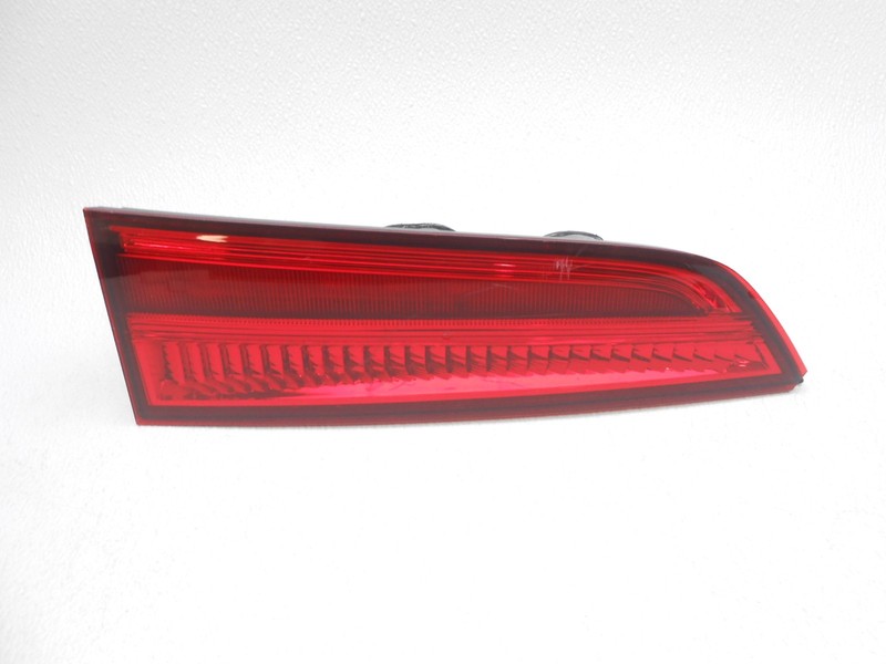 OEM Honda Pilot Gate Mounted Tail Lamp Lens Chip 34155-TG7-A01