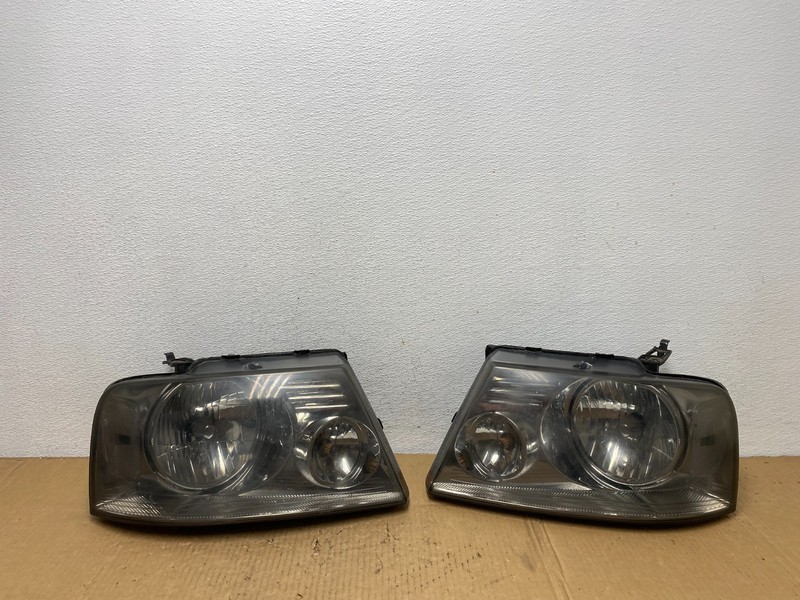 2004 to 2008 Ford F-150 F150 Left+Right Halogen Headlights AD1086 DW