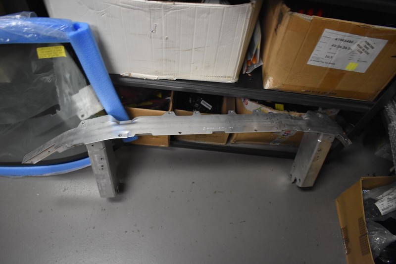 BMW X3 FRONT REINFORCEMENT BAR FACTORY OEM