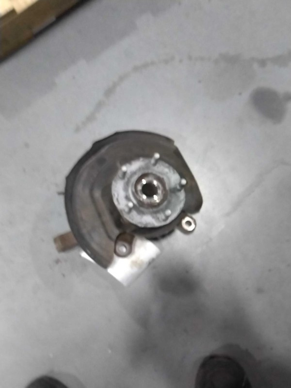 2016 Nissan JUKE Left Steering Knuckle 313061, 88K Miles, White, Used