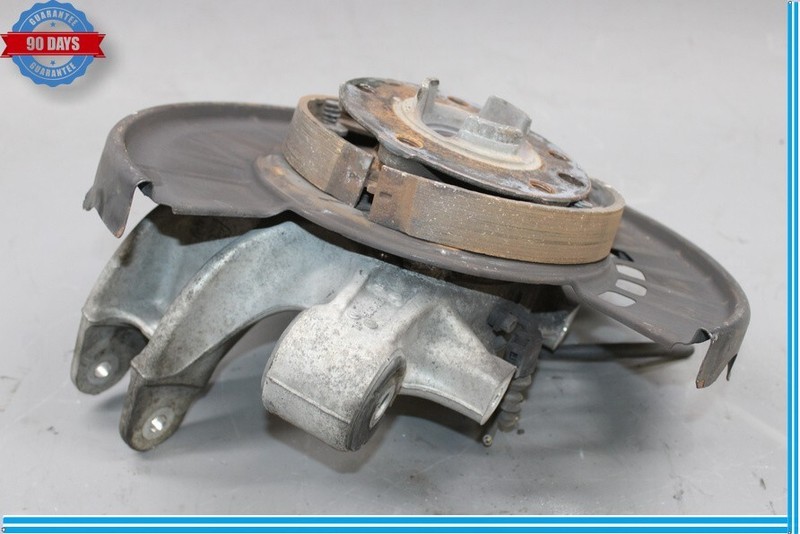 11-18 Volkswagen Touareg Rear Right Passenger Side Knuckle Spindle Hub Oem