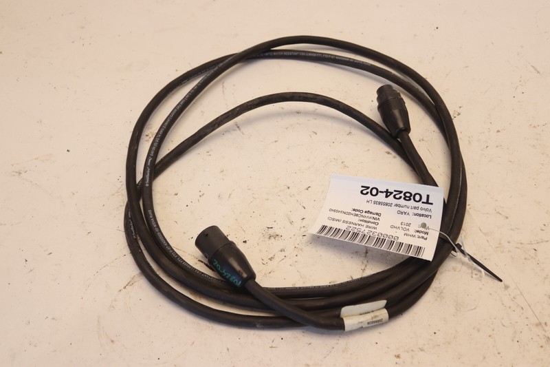 2013 VOLVO VNL 670 LEFT CABINET L4 AC POWER PHILIPS & TEMRO CABLE WIRING OEM