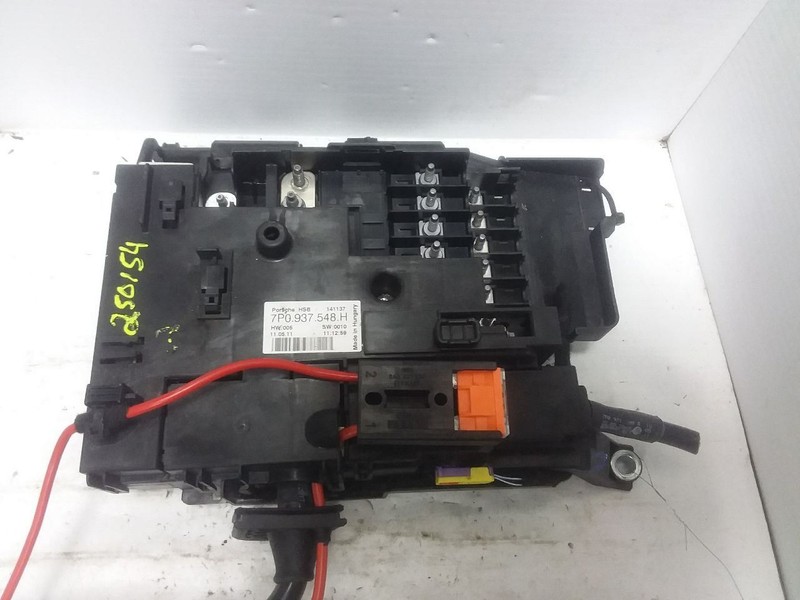 Main Power Battery Junction Fuse Box 11-18 Porsche Cayenne 7P0937548H