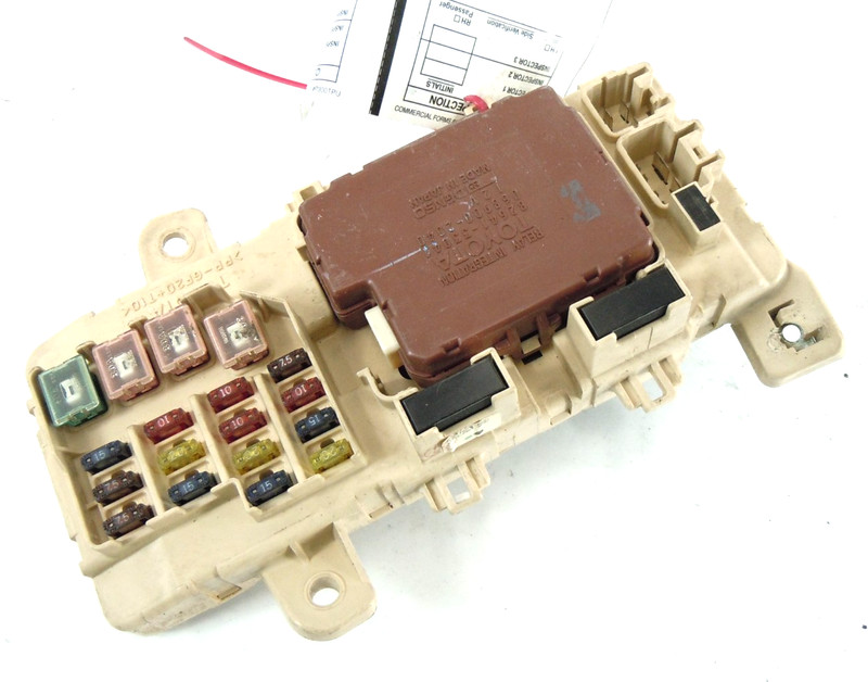 1996 96 Toyota Celica Cabin Integration Relay Fuse Box OEM 82641-33041