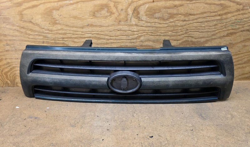 1999 2000 Toyota 4Runner Front Bumper Upper Grille OEM "DAMAGED"