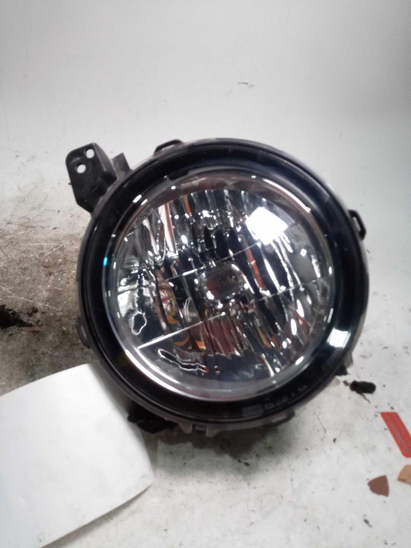 2020 Jeep Gladiator Right Headlight Assembly Black OEM 653184 58000 Miles