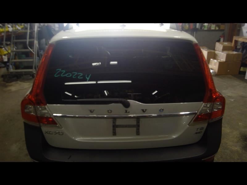 Hatch Tailgate XC70 With Spoiler White Fits 11-16 VOLVO 70 SERIES 898650