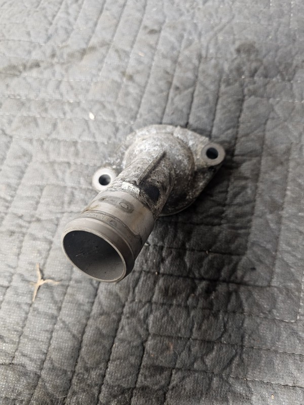 Genuine Nissan Rogue Altima Rogue Select Sentra Water Inlet 13049-JA01A