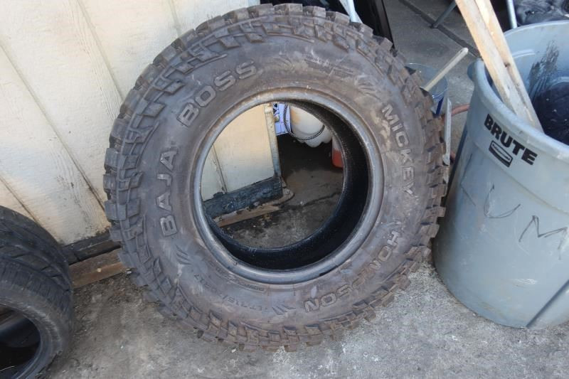Mickey Thompson Baja Boss 315/70R17 Tire 14mm Tread