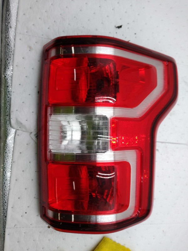 2018 Ford F150 Right Tail Light Assembly Grey OEM 659311 97K Miles