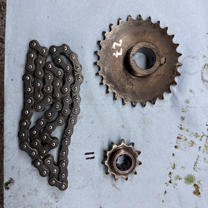 1969 Sno-jet 190 B-4 vintage snowmobile Hirth 300cc Chain Case sprockets Chain