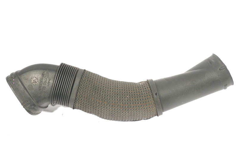 2011-2013 MERCEDES BENZ S550 W221 4.7L V8 AIR INTAKE HOSE PIPE RIGHT PETROL OEM