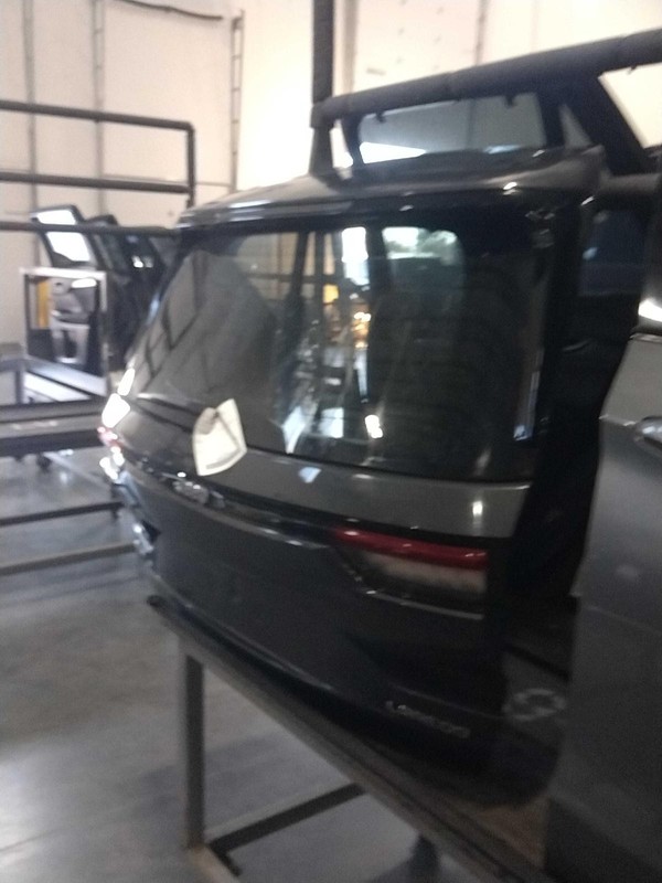 Used Deck Lid fits: 2023 Jeep Grand cherokee WL body privacy tint 116.7`` WB VIN