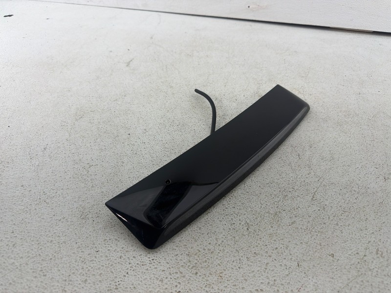 2020-2025 FORD ESCAPE TAILGATE LIFTGATE UPPER SPOILER 3RD THIRD BRAKE LAMP OEM