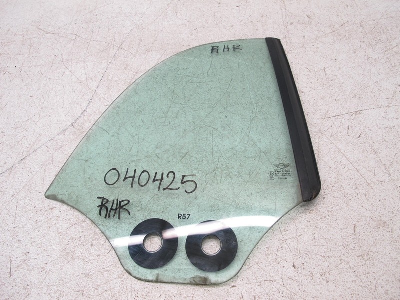 09-15 MINI COOPER S R57 CONVERTIBLE QUARTER GLASS WINDOW RIGHT REAR OEM 040425