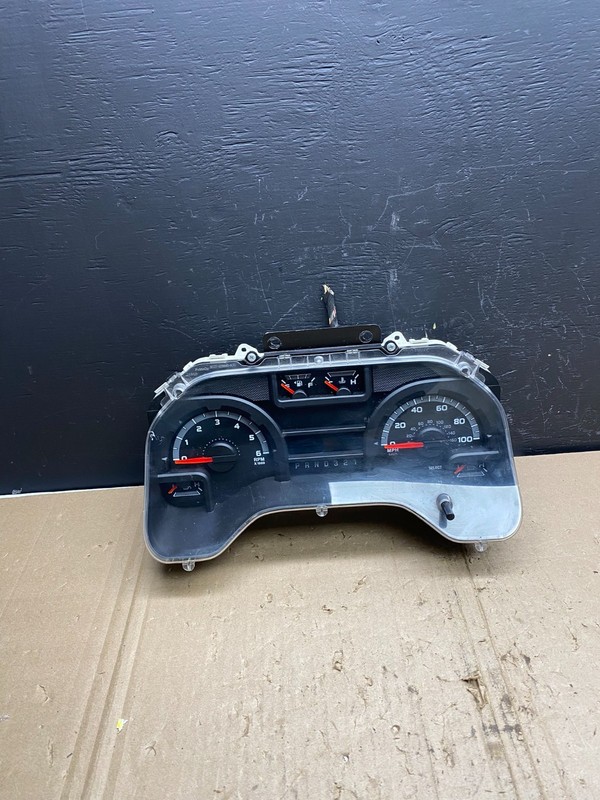 2010 Ford E150 E250 E350 VAN Gauge Speedometer Cluster ab9127 DG