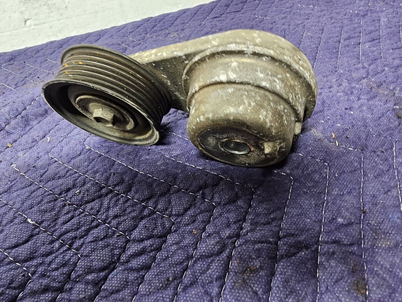 2005-2010 Ford Mustang 4.0L Serpentine Tensioner Belt Pulley 5R3z-6B209-Ba