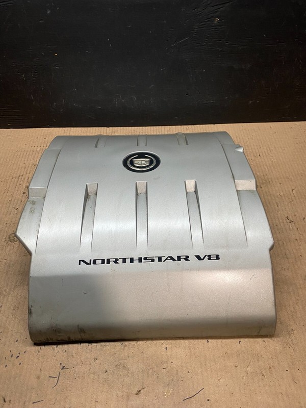 2004 to 2011 Cadillac Deville Seville DTS Northstar Engine Motor Cover E4820 DG1