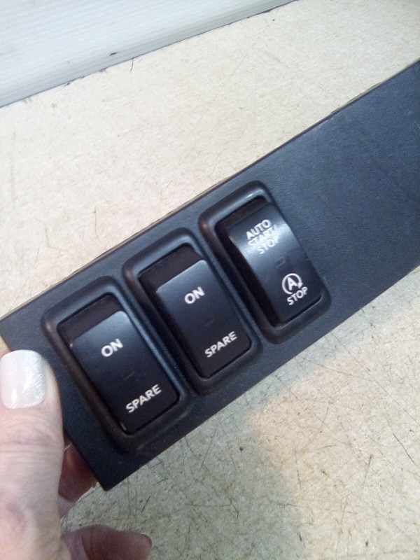 2018 International LT Navistar 3765152 Switch Panel