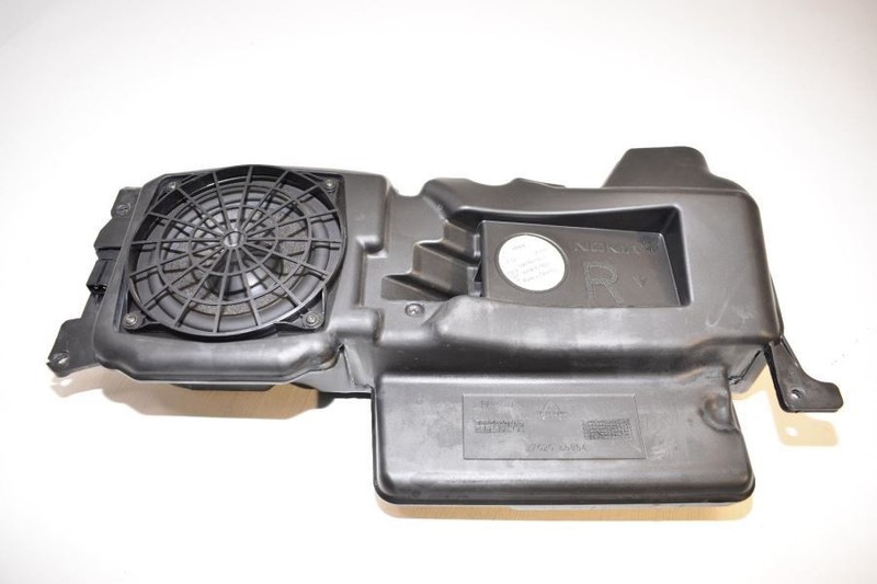 1997-2004 PORSCHE BOXSTER 986 2.5 PASSENGER RH DOOR SPEAKER SUB 996 645 012 01
