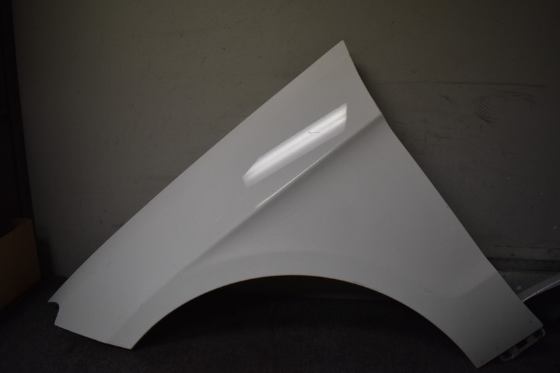 MERCEDES BENZ FENDER LEFT SIDE FACTORY OEM