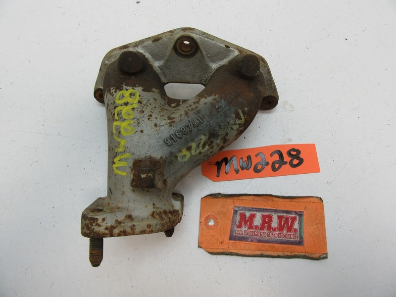 EXHAUST MANIFOLD 2.3L ENGINE MOTOR USED INNER 9168741 for 95 96 97 98 SAAB 900