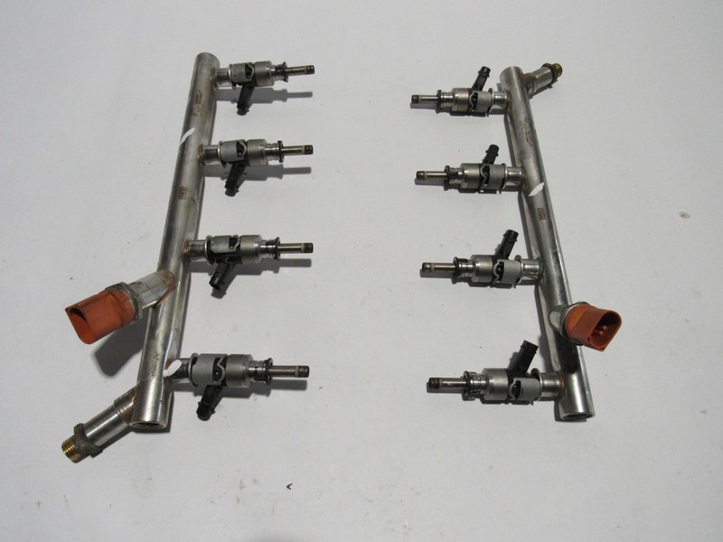 Audi RS7 C7 2016 4.0L Fuel Injector Rail Injection Pipe Set Pair 12-18 *