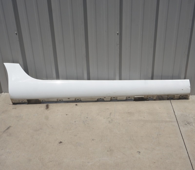 17-20 Mercedes SLC300 Right Passenger Side Rocker Panel Skirt Molding OEM