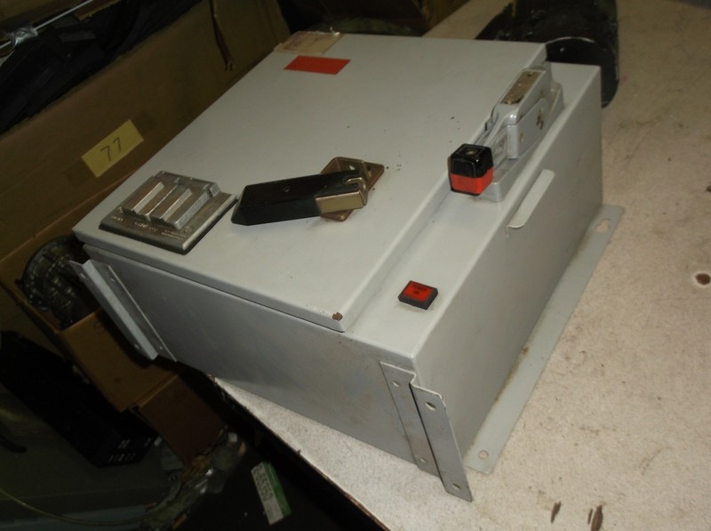 Transformer Disconnect Fuse Box Enclosure STDSD-05W *FREE SHIPPING*