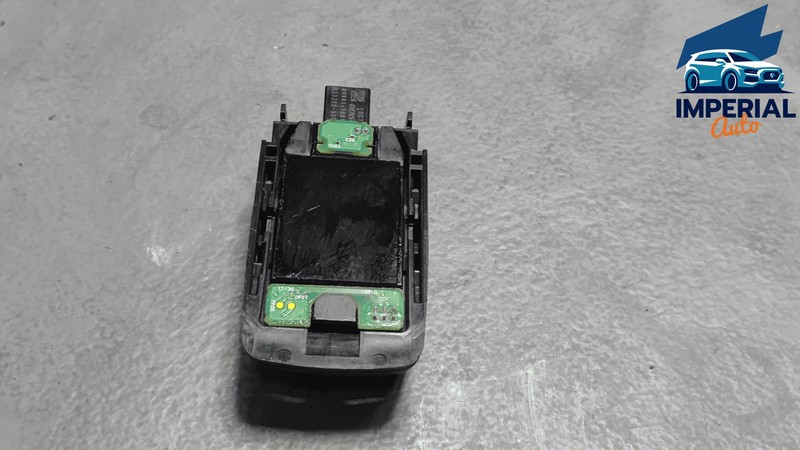 2019 - 2021 TOYOTA RAV4 FRONT WINDSHIELD RAIN SENSOR MODULE UNIT OEM