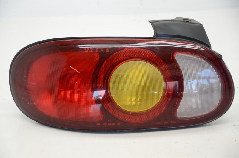 99-00 Mazda Mx-5 Miata NB Driver Left Rear Tail Light Assembly