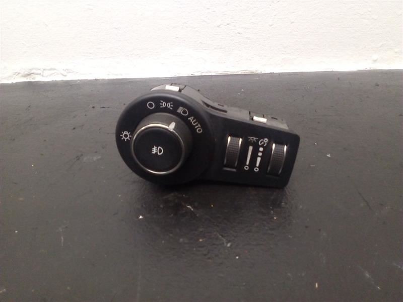 17-20 Jeep Compass Headlamp Headlight Control Switch OEM 5XN68LXHAB