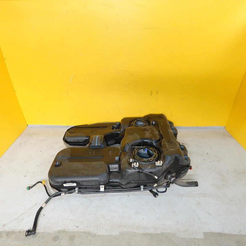 2020-2024 CHEVROLET TRAVERSE GASOLINE FUEL TANK RESERVOIR W/ HEAT SHIELD OEM