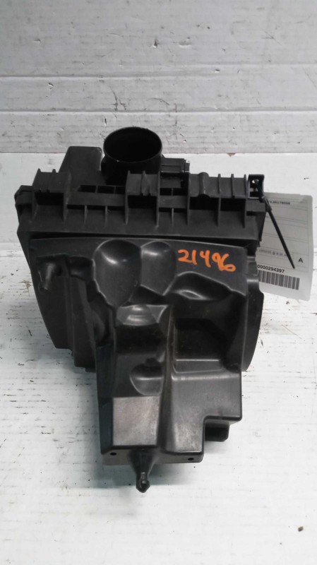 2018 Ford Fusion Air Cleaner Assembly OEM JS7Z9600A 2.5L Tan 45K Miles