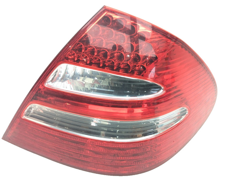 03-06 Mercedes W211 E500 E55 AMG Tail Light Lamp Rear Right Side 2118200664 OEM