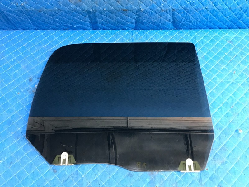 2013-2024 RAM CLASSIC 1500 CREW CAB REAR RIGHT SIDE DOOR GLASS WINDOW OEM