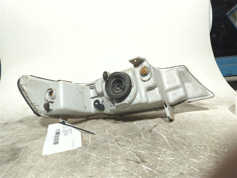 Used Left Headlight Assembly fits: 2003 Honda Odyssey Left Grade A