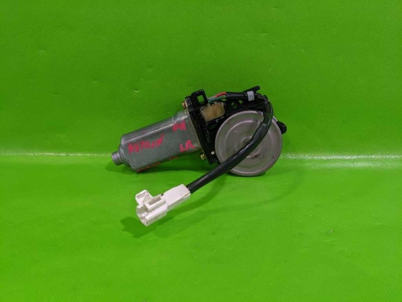 00-04 AVALON DRIVER LEFT REAR WINDOW MOTOR OEM 4346-18