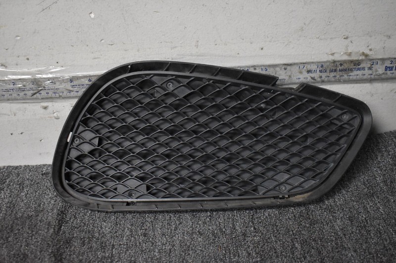 2014-2016 MERCEDES BENZ E350 4MATIC RIGHT SIDE GRILLE FACTORY OEM