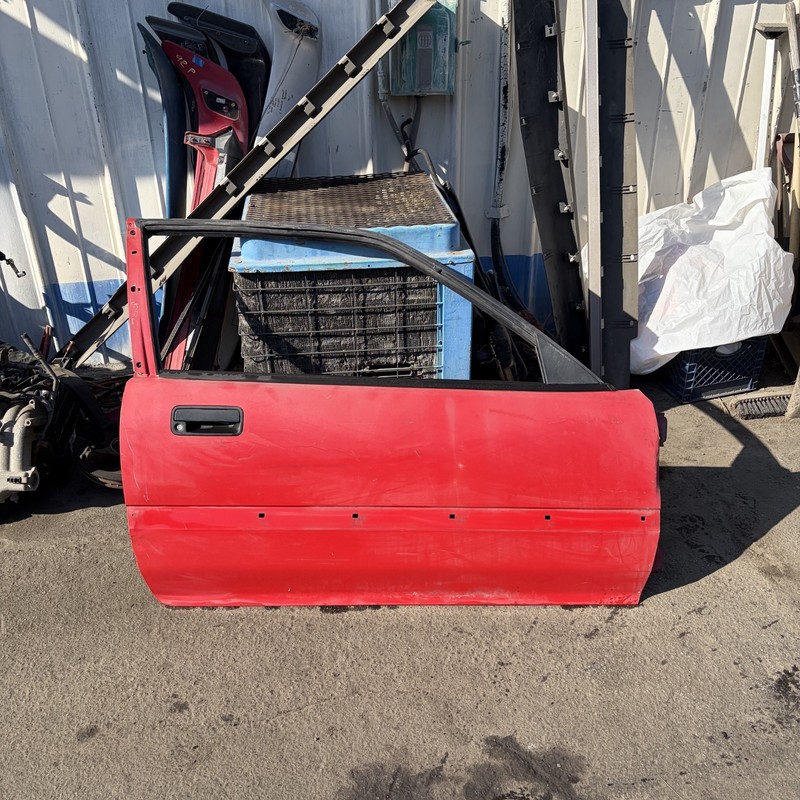 88-89 Honda Civic 3D Hatchback Right Door Panel Red 67010-SH3-A00 OEM