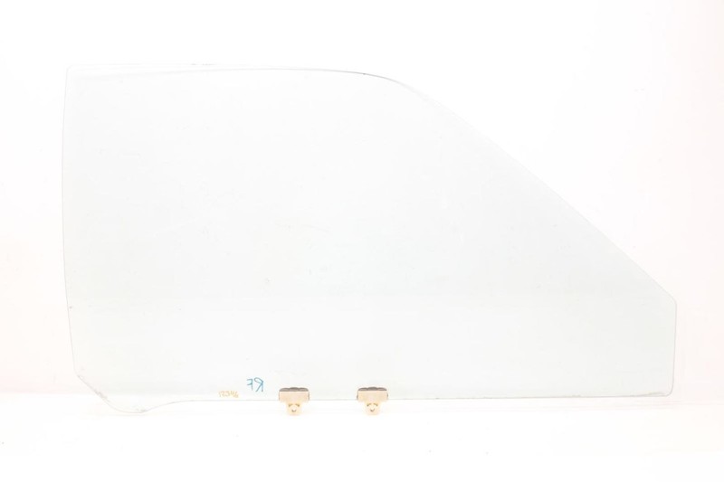 86-97 Nissan Pickup D21 Passenger Right Front Door Window Glass
