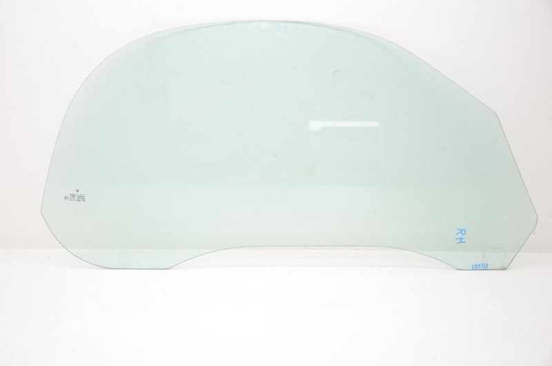 1997-2004 Porsche Boxster S Passenger Right Front Door Window Glass