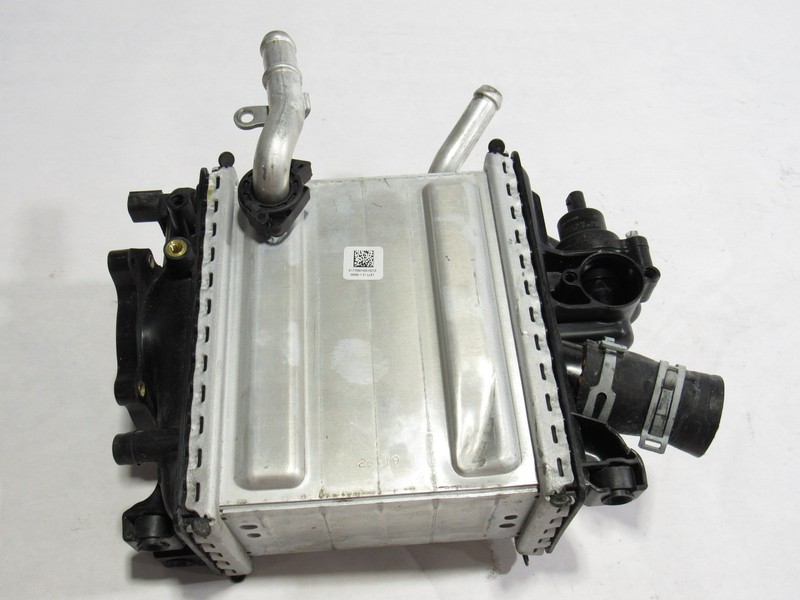 18-21 Aston Martin Vantage 2020 4.0L RWD Right Engine Radiator Intercooler ;:Y